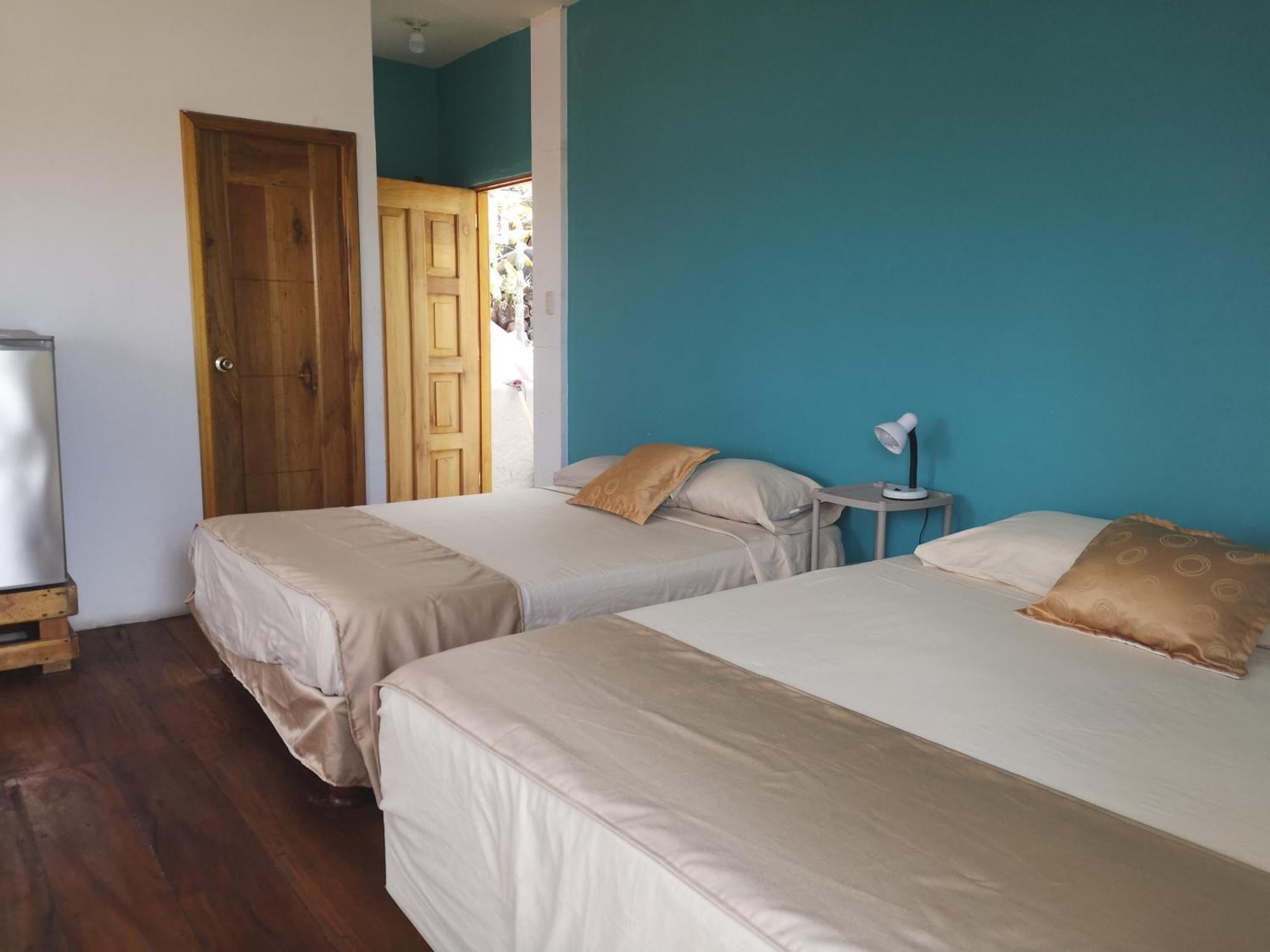 Hostal Cabanas Don Jorge Puerto Baquerizo Moreno Extérieur photo